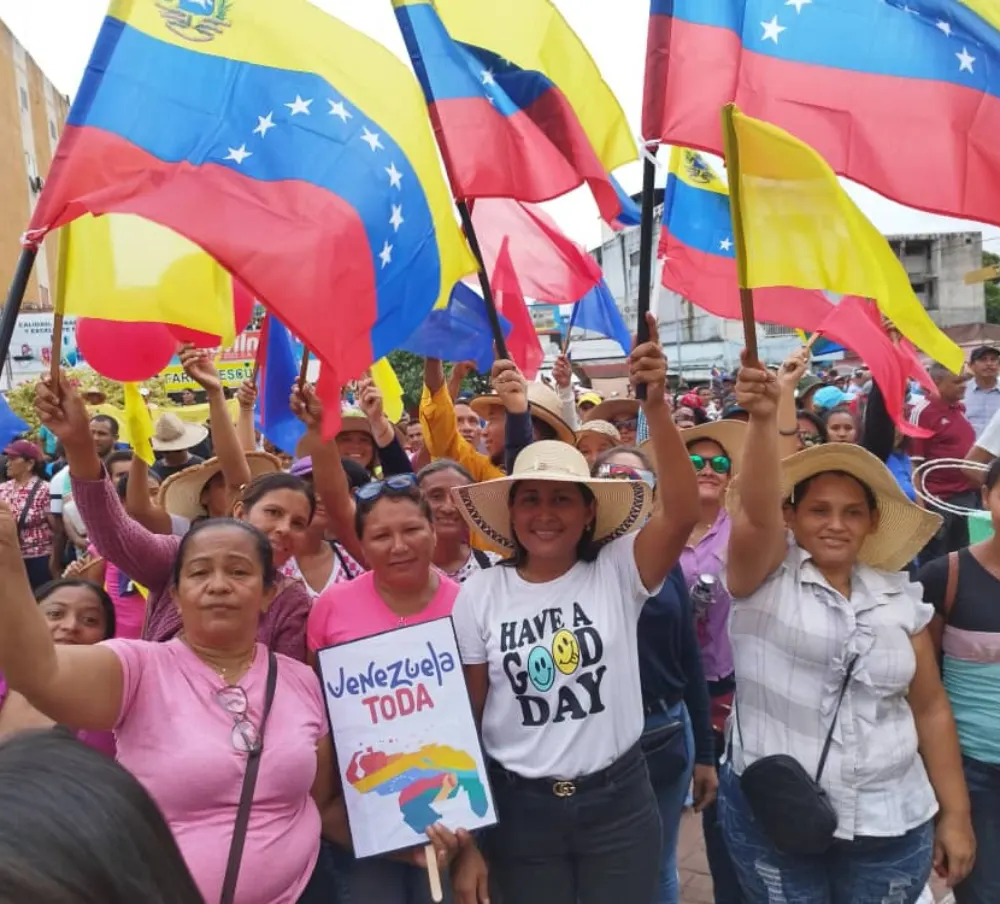 En este momento estás viendo Defensoras y defensoras de los derechos de la mujer se sumaron a la campaña “Venezuela Toda”