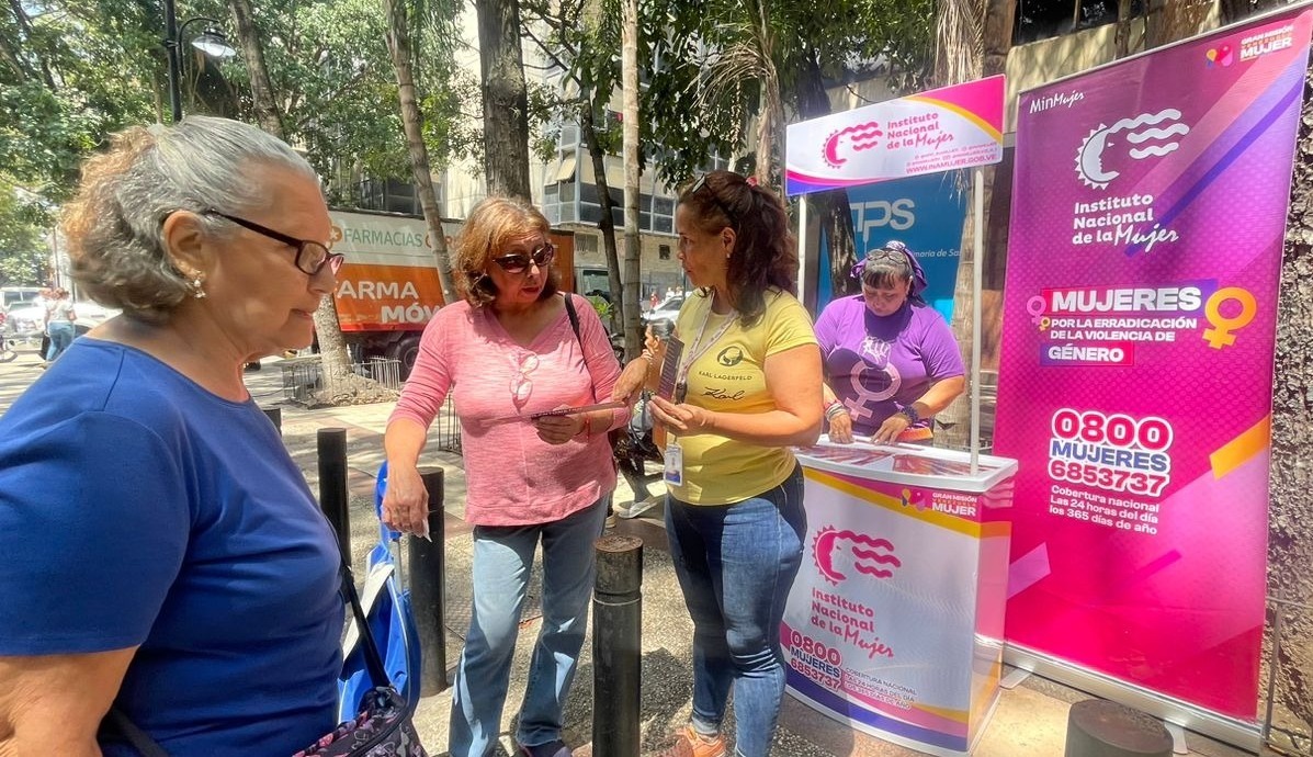 En este momento estás viendo Punto Violeta orientó sobre la prevención de la violencia de género a mujeres de la parroquia Altagracia.