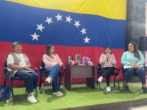 Lee más sobre el artículo Ministra Jhoanna Carrillo junto a las y los trabajadores sostuvieron encuentro Matutino Venezuela Mujer N° 5