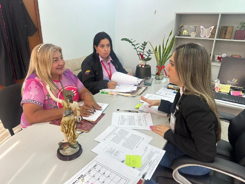 En este momento estás viendo Inamujer propicia convenios en atención a las víctimas en materia de género.